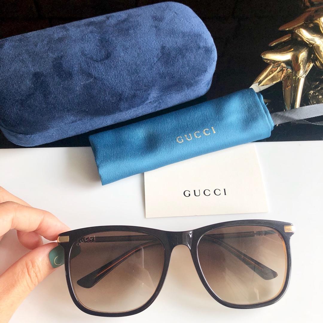 Gucci Men’s Sunglasses ASS650105