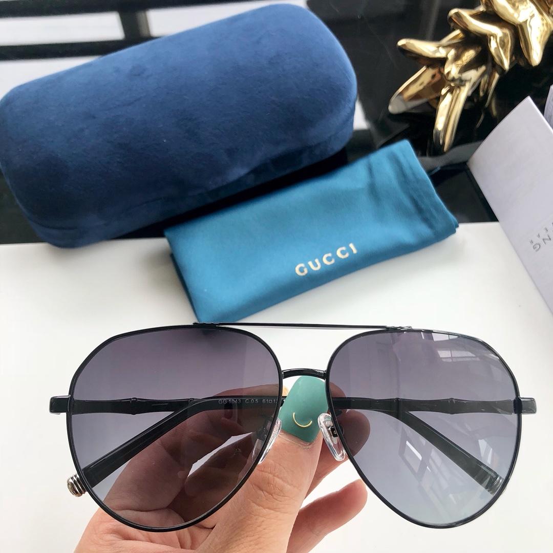 Gucci Men’s Sunglasses ASS650092